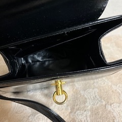 エナメルバッグの画像