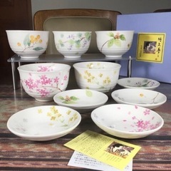 【無料にしました】竹久夢二　お茶碗と小皿セットの画像