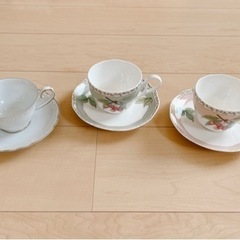 NORITAKE カップ&ソーサー ３点（取りに来てくださる方）