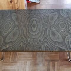 レトロな折りたたみテーブル　