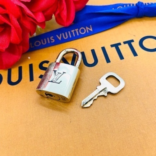 LOUIS VUITTON ヴィトン パドロック カナデ 南京錠 ゴールド