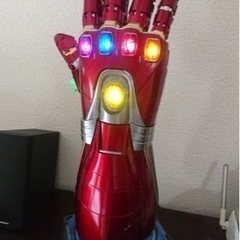 ホットトイズ 　ライフサイズ・マスターピース ナノ・ガントレット...