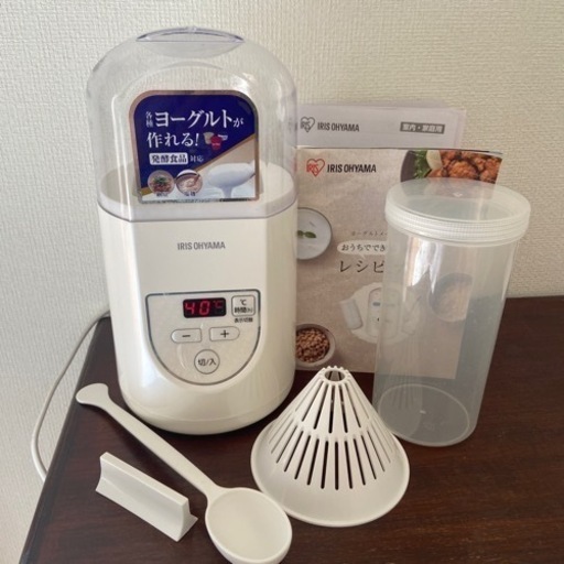 美品です　付属品全てあります　おうちがヨーグルト屋さん　ヨーグルトメーカー　プレミアムタイプ