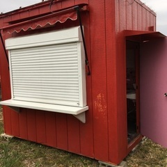 唐揚げ、たこ焼き、焼きそば路面店　子供部屋に