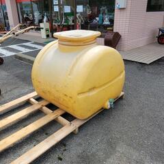 貯水タンク600L