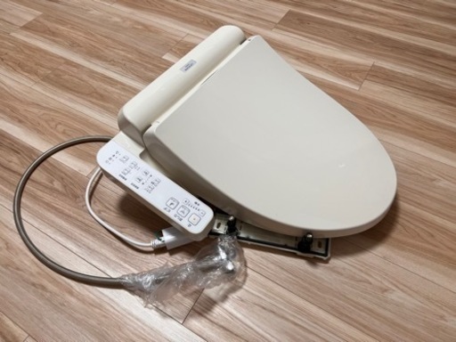 【お渡し先確定済み】【使用2ヶ月】TOTOウォシュレット便座 TCF8FK56型　アイボリー