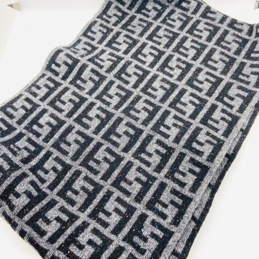 FENDI フェンディー ズッカ柄 グレー マフラー メンズ レディース