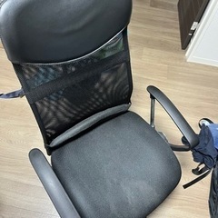 デスクチェア　黒の画像