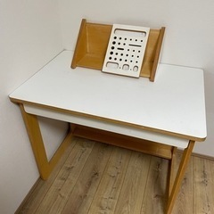現在お取引き中　中古　学習机に使用していました！