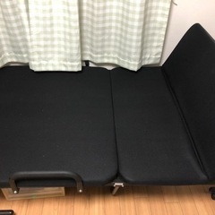 セミダブル折りたたみベッドの画像