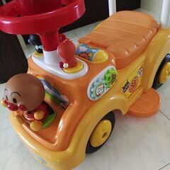 アンパンマン　よくばりビジーカーの画像
