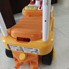 アンパンマン　よくばりビジーカーの画像