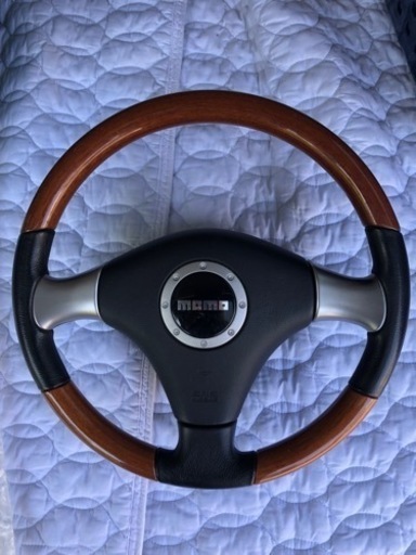 モモ ウッドステアリング
