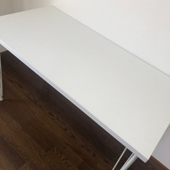 ニトリ 机 プレフェ 白の画像