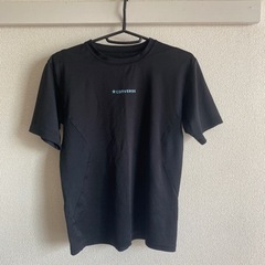 CONVERSEのTシャツ