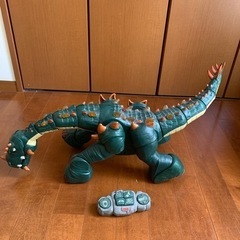 恐竜　おもちゃ　フィギュア　ラジコン