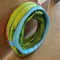 イケア購入　子供用プレイトンネル（折り畳み式）の画像