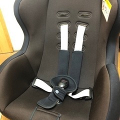 新生児から使えるチャイルドシート