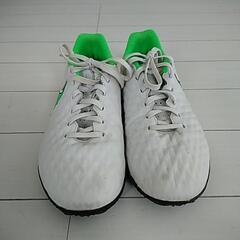 サッカートレシュー 24cm　ナイキ TIEMPOの画像