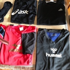 【お値下げしました】スポーツウェア６点セットの画像