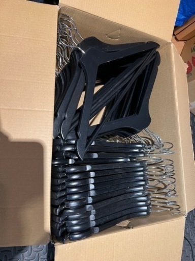 【大量お得セット】IKEA 木製ハンガー　100点　BUMERANG ブメラング　黒