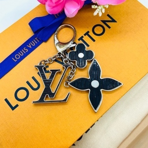 LOUIS VUITTON ヴィトン キーリング サックフルール エピ チャーム