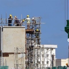 【作業完了次第あがり！給与保証！】重量鳶ほか、内装やクリーニング作業の正社員【未経験歓迎】の画像