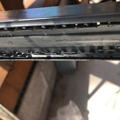 パソコンデスク　ワイヤーメッシュの画像