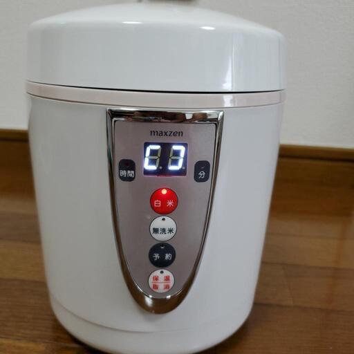 取引中。期間限定値引き中。ミニ炊飯器　RC-MX151　1.5合炊き