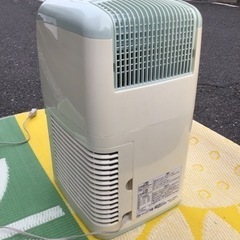 引渡し決定！ZOJIRUSHI  除湿乾燥機　2007の画像