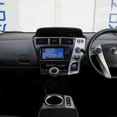 自社ローンって知ってますか？信販会社を通さないんです😎金利０％＆キャンペーン中✨装備充実！トヨタ プリウス　アルファ Ｓ🚗の画像