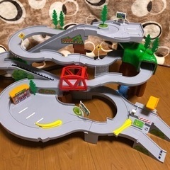 トミカ峠やまみちドライブ　タカラトミー