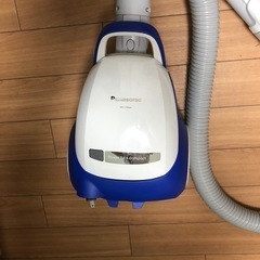 パナソニック　掃除機　紙パック式の画像