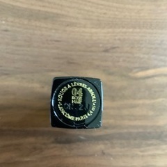 LANCÔME ランコム　ROSE NAIF 04口紅　海外で購入 LANCÔME ROUGE A LEVERS ABSOLU ROSE NAIF 04の画像