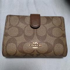 コーチ  COACH 二つ折り財布    決まりました！