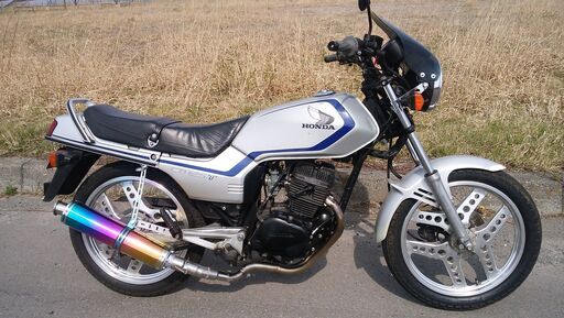 ＣＢ１２５Ｔボアアップ、新品タイヤ、MC13予備エンジン付き