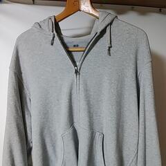UNIQLO中古パーカーXLサイズ