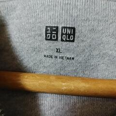 UNIQLO中古パーカーXLサイズの画像
