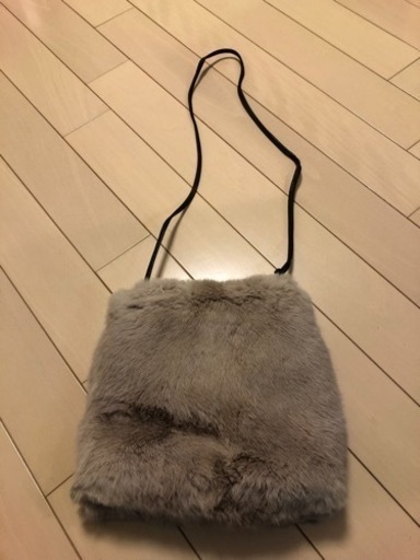 【値下げ】サザビー　ファーバッグ