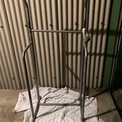 懸垂機