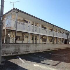 🉐初期費用0円🉐宅配ボックスありの2DKで陽当たり良好、広く清潔...