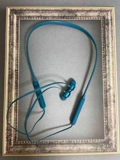 イヤホン　Bluetooth 新品　使いやすい　柔らかい　緑　スポーツ　トレーニング