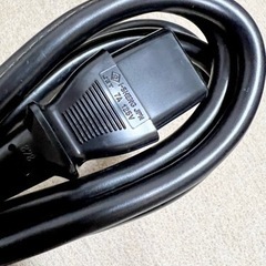 ★I-SHENG★電源ケーブル 3ピンソケット (メス) -2ピンプラグ (オス)の画像