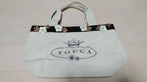 TOCCA★お花チャーム付きキャンバストート生成り