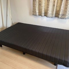 値下げしました！脚付きマットレス・セミダブル