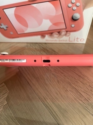 Switch Lite コーラルピンク　[お譲り先が決まりました]