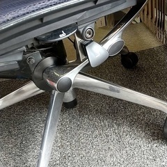 オカムラ　バロンチェア　の画像