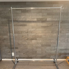 業務用ハンガーレールの画像