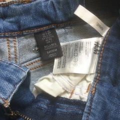 H＆M 👖サスペンダー付デニム👖の画像