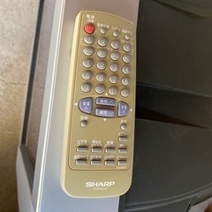 シャープのフラット型のブラウン管テレビの画像